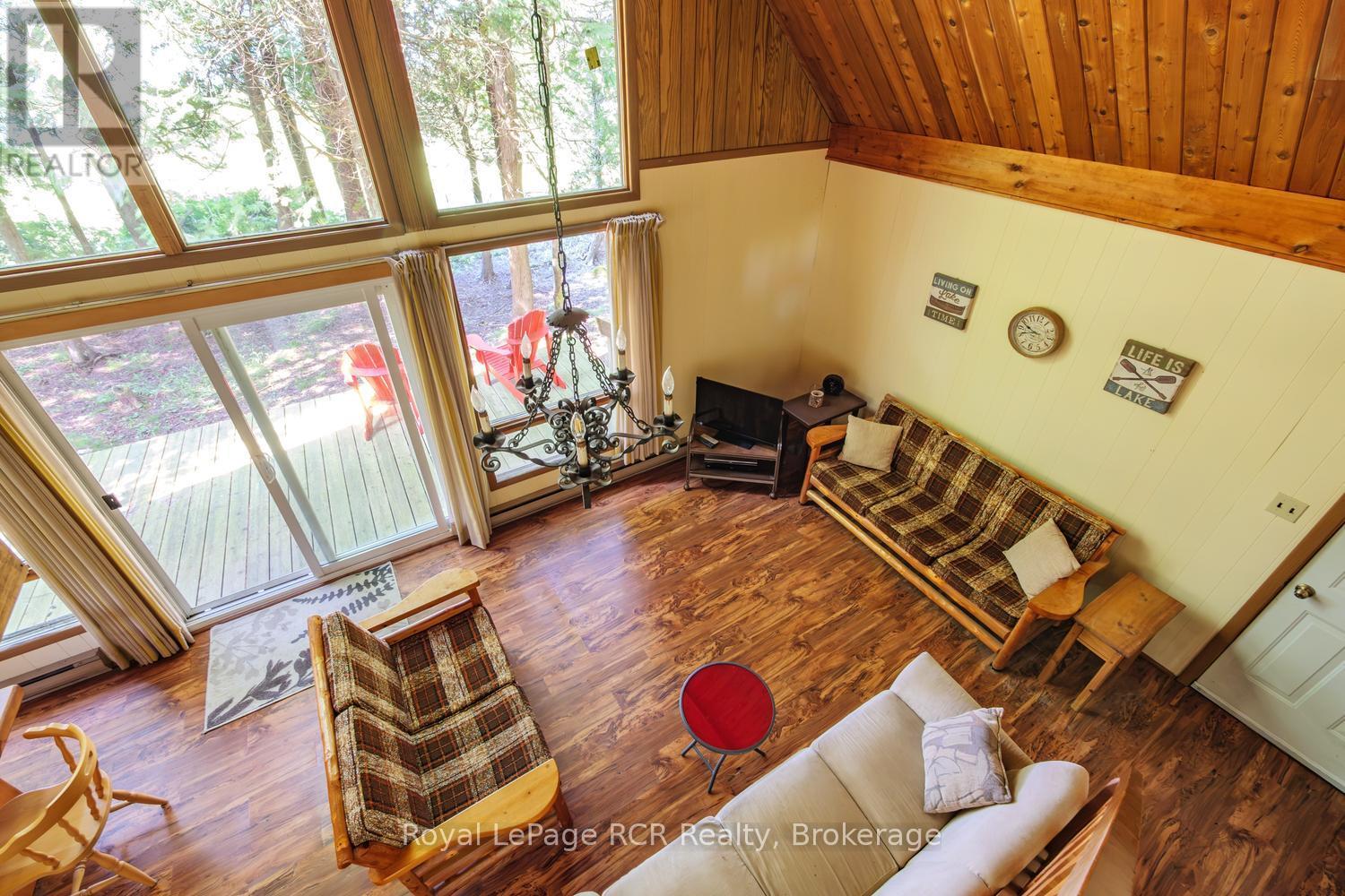 16 YOUNGS DRIVE - 23