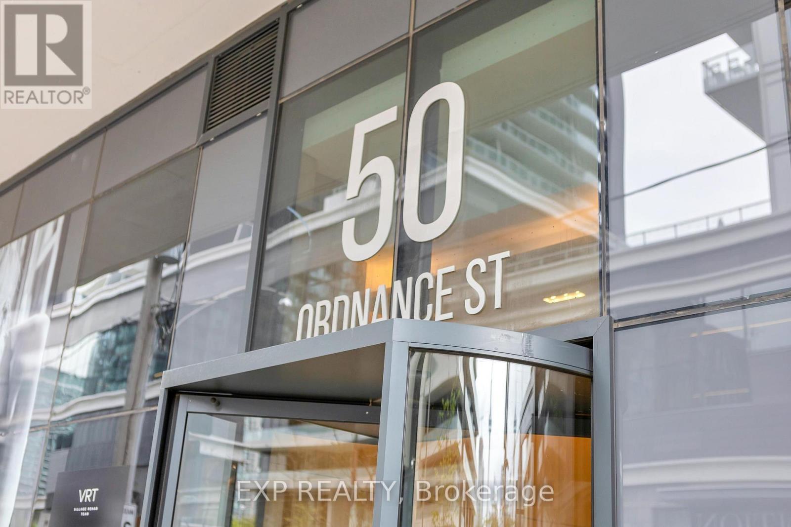 #2404 50 ORDNANCE STREET - 16