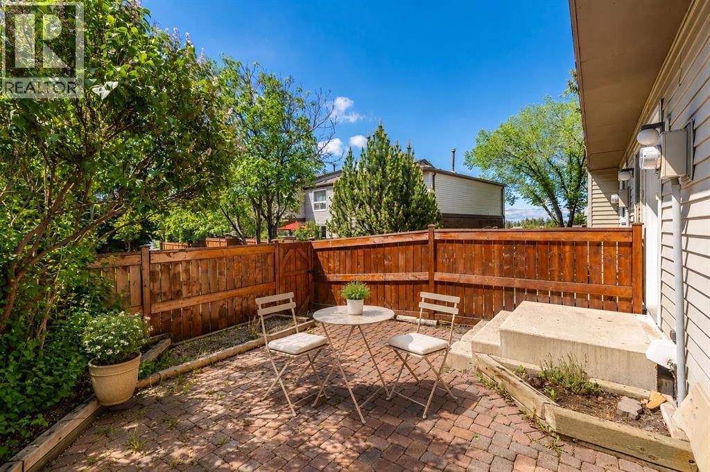 #31 5625 Silverdale Drive NW - 29