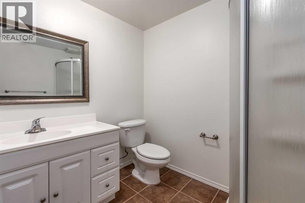 #31 5625 Silverdale Drive NW - 25