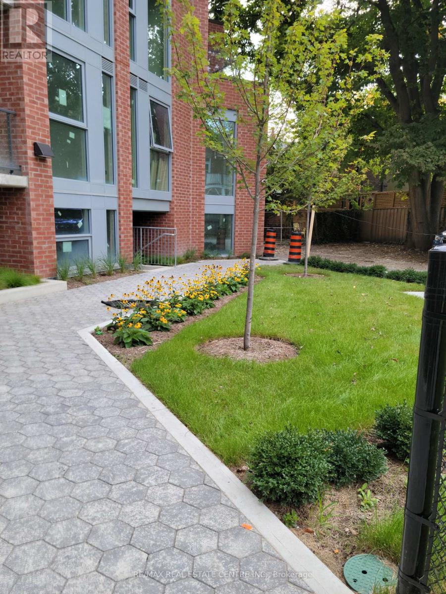 #514 57 BROCK AVENUE - Image 7