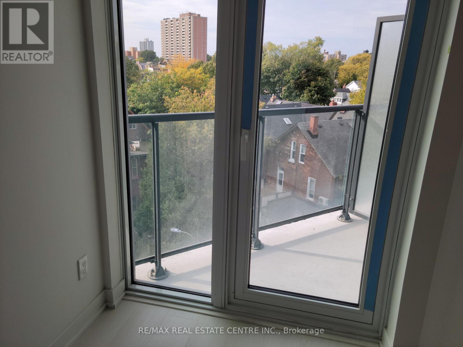 #514 57 BROCK AVENUE - Image 20