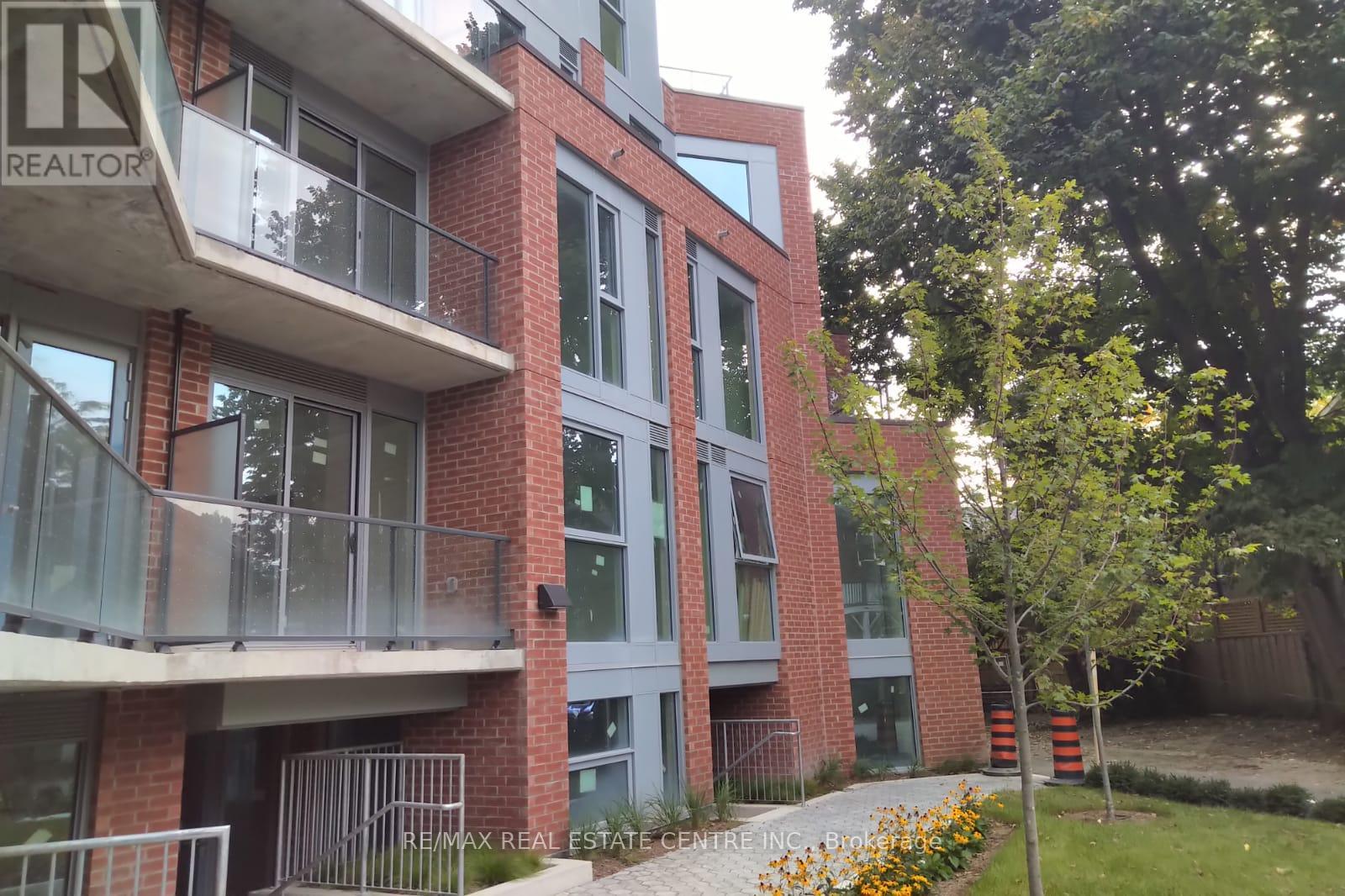 #514 57 BROCK AVENUE - Image 4