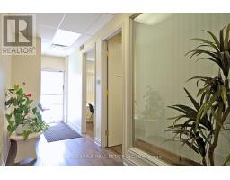 15 - 3045 Southcreek Road, Mississauga, ON L4X2E9 Photo 10