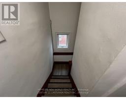 2nd Rm 3 - 46 Arnold Street, Hamilton, ON L8S1R4 Photo 14