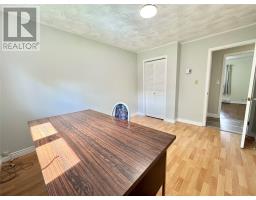 73 Hillgrade Street thumbnail 20