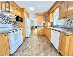 73 Hillgrade Street thumbnail 10