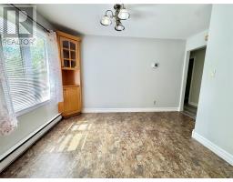 73 Hillgrade Street thumbnail 12