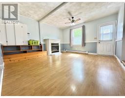 73 Hillgrade Street thumbnail 14