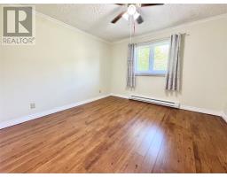 73 Hillgrade Street thumbnail 21
