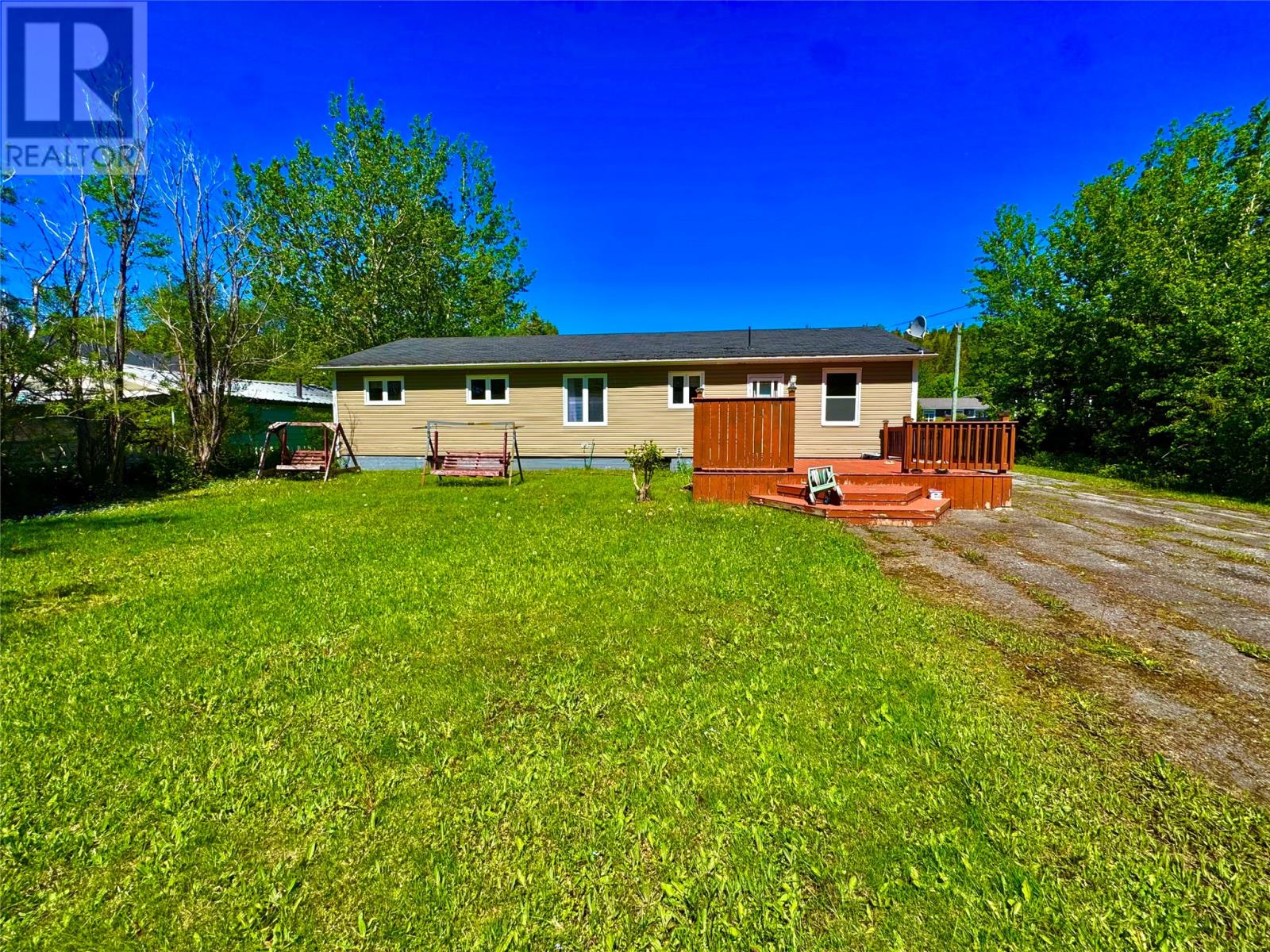 73 Hillgrade Street - Image 27
