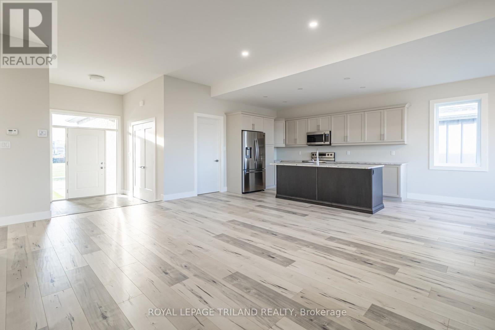 26 TATTERSALL LANE - 12