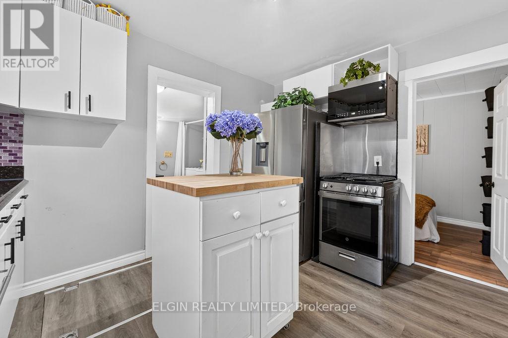 28 WALNUT STREET - Image 16