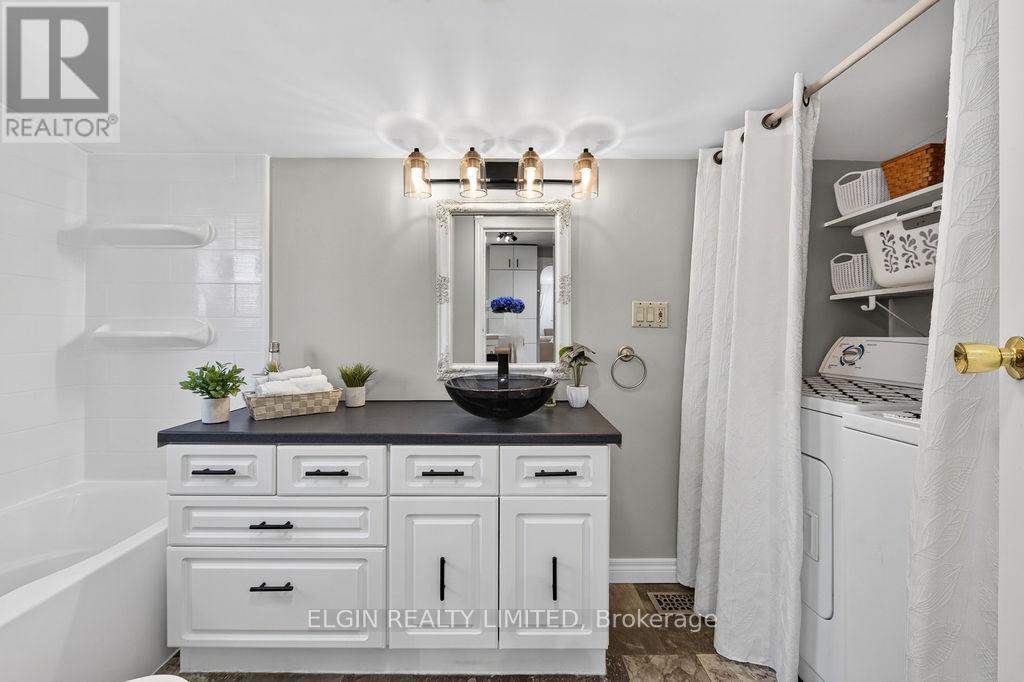 28 WALNUT STREET - Image 21