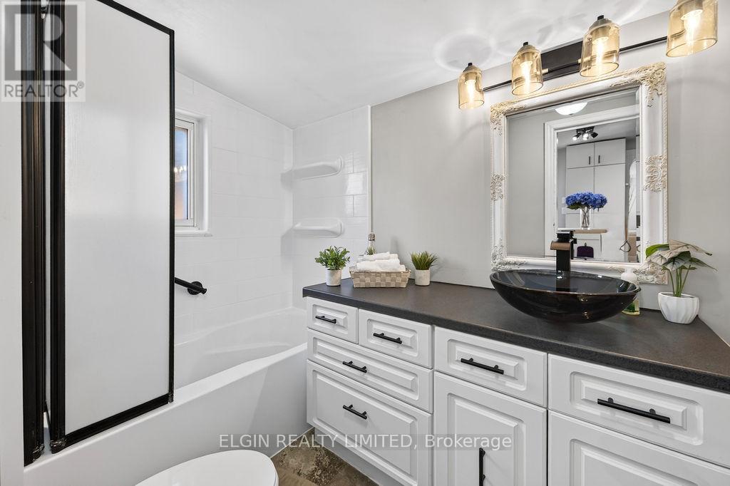 28 WALNUT STREET - Image 22