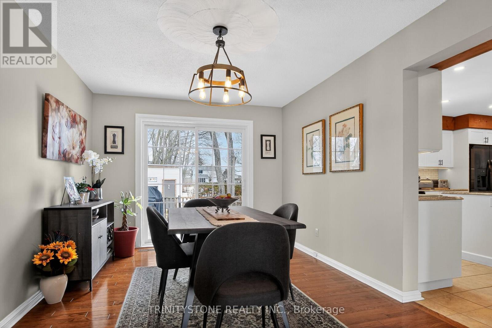 259 LAKE AVENUE E, Ottawa. Luxury613. By Peter Sagos - Image 16