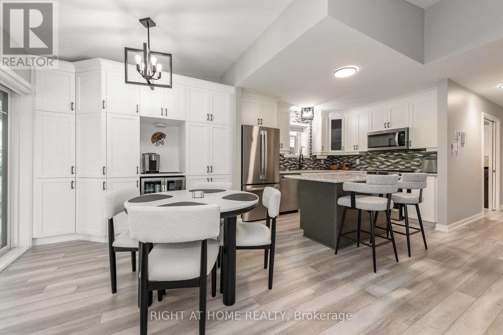 #296 308 MASTERS LANE - 12