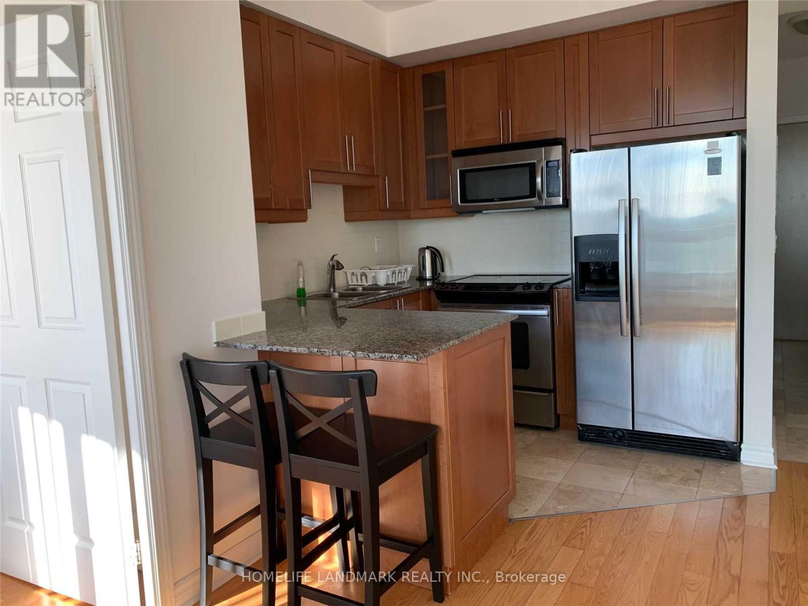 #702 18 HOLMES AVENUE - 3