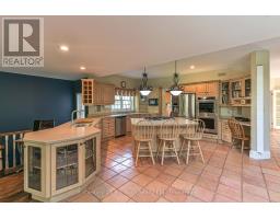 Living room - 403 Bay Street, Orillia, ON L3V3X5 Photo 10