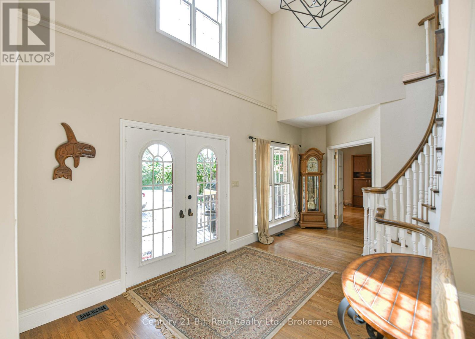 403 BAY STREET - Image 5