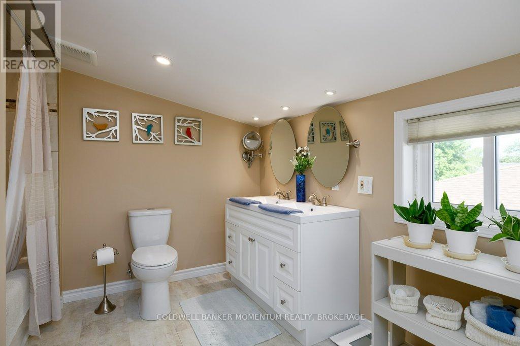 61 ROSEDALE AVENUE - 13
