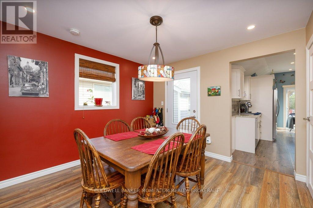 61 ROSEDALE AVENUE - 6