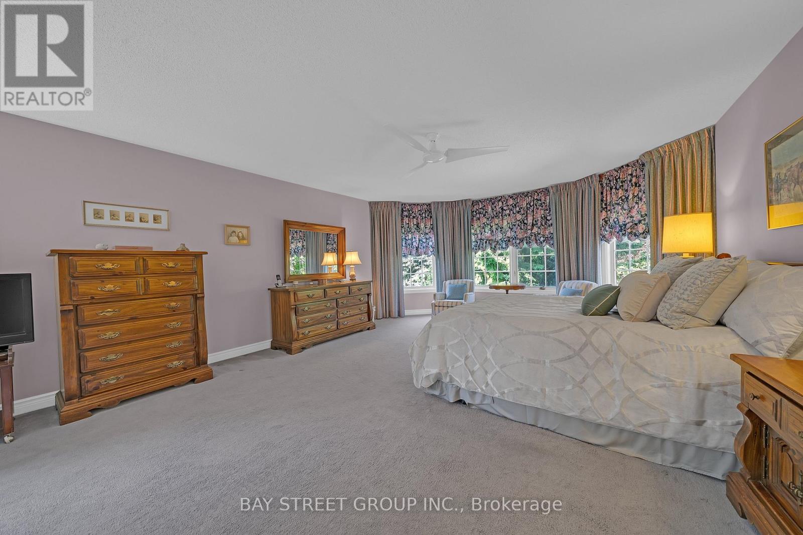 53 STRATHEARN AVENUE - 39