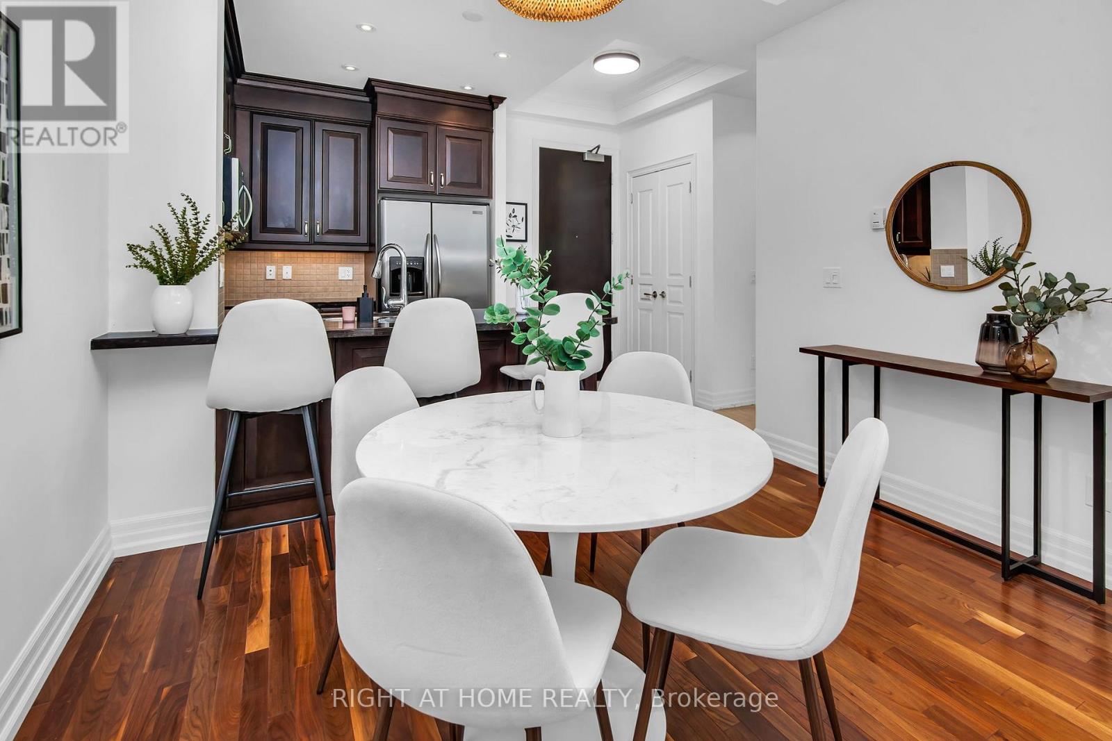 #306 20 BURKEBROOK PLACE - 13