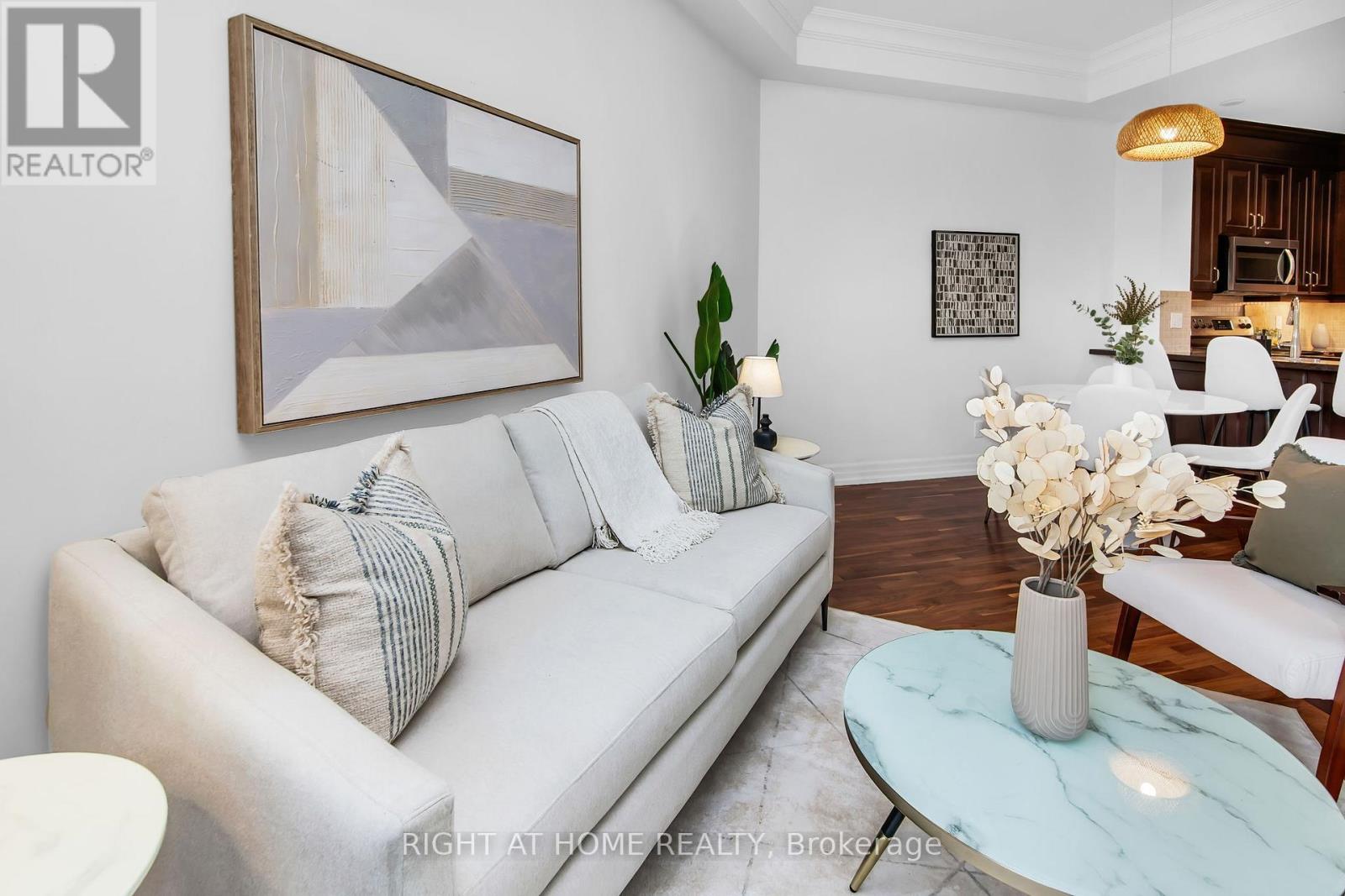 #306 20 BURKEBROOK PLACE - 16