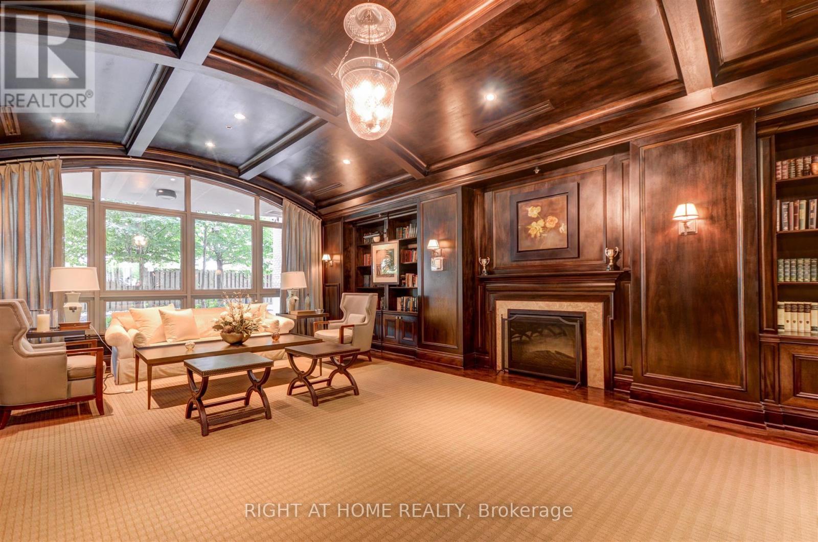 #306 20 BURKEBROOK PLACE - 4