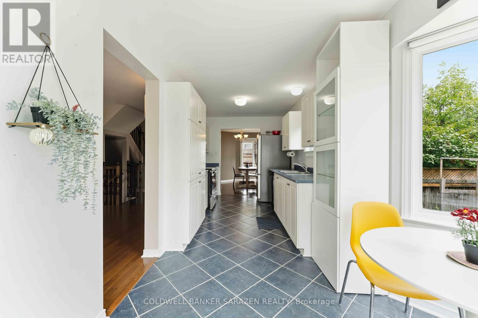 191 MARKLAND CRESCENT - 19