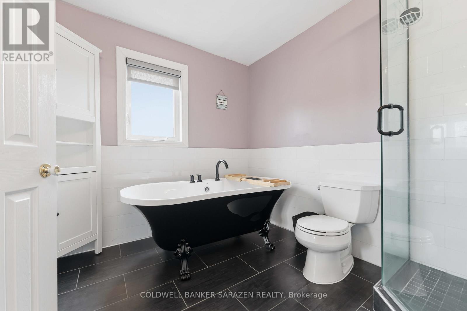 191 MARKLAND CRESCENT - 24