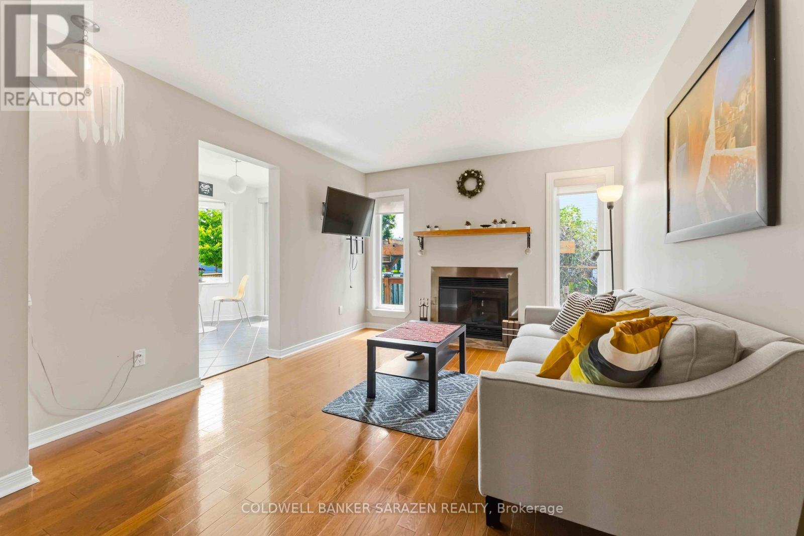 191 MARKLAND CRESCENT - 9
