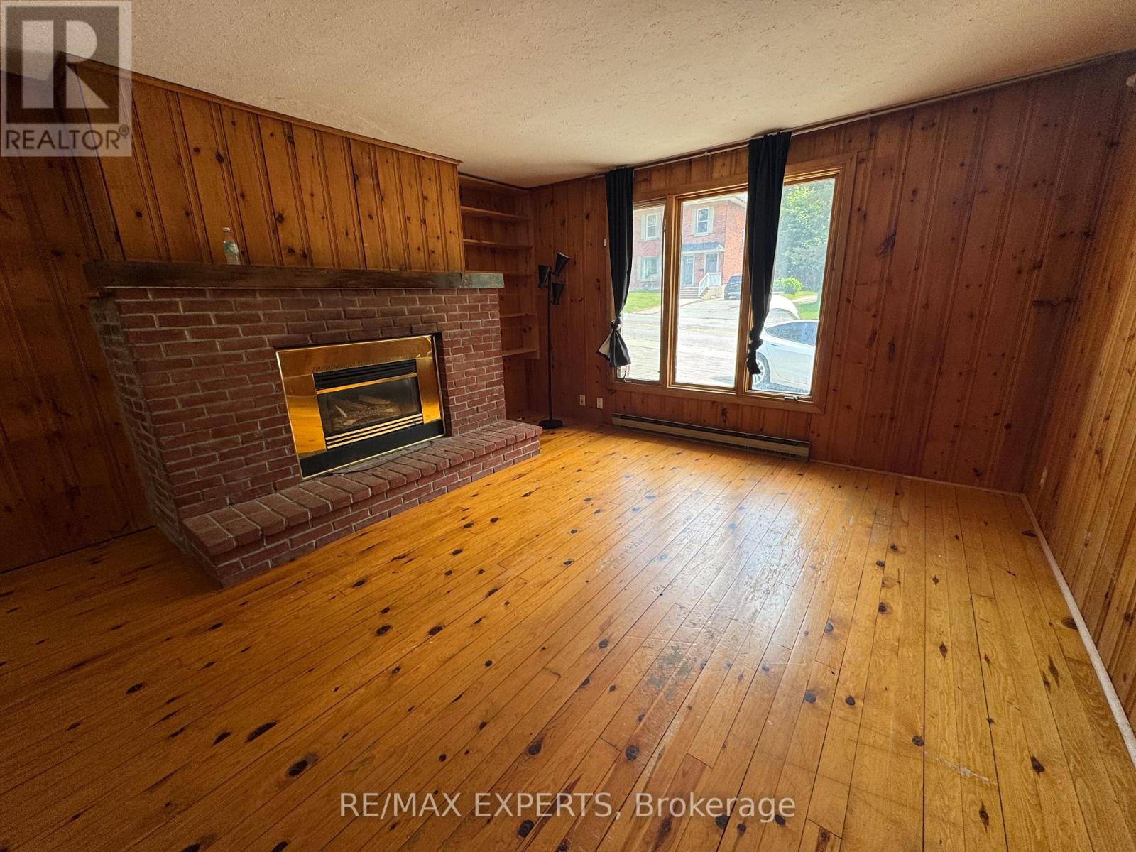 418 DOMINION AVENUE - Image 3