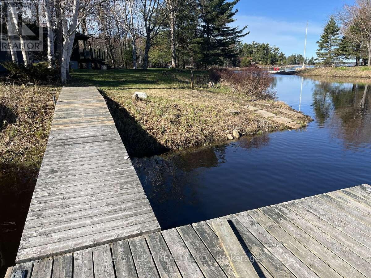 16 LEASIDE DRIVE - 10