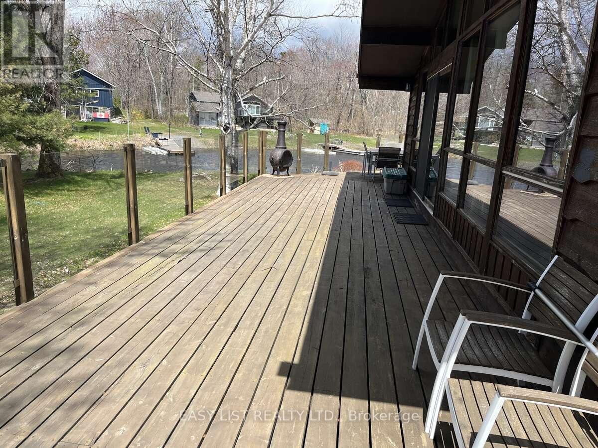 16 LEASIDE DRIVE - 27