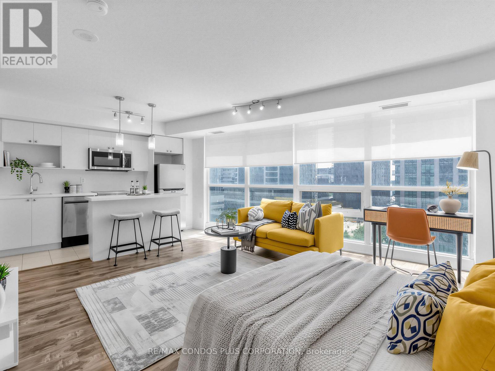 #1012 18 YONGE STREET - 20