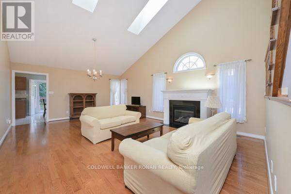 #30 43 BRIAR GATE - 4