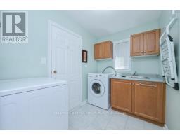 30 - 43 Briar Gate, New Tecumseth, ON L9R2A8 Photo 11