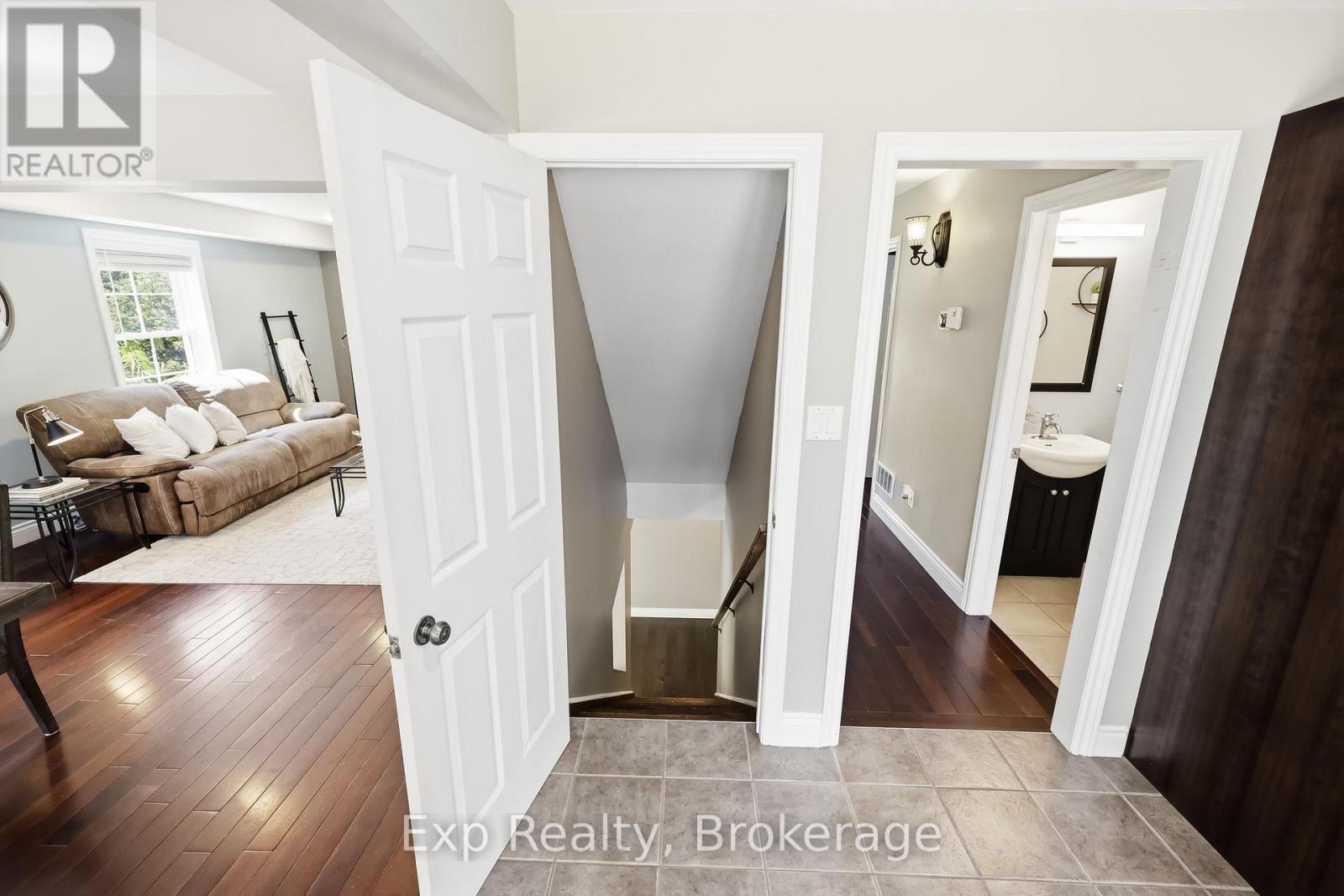 897 DINGMAN ROAD - 32