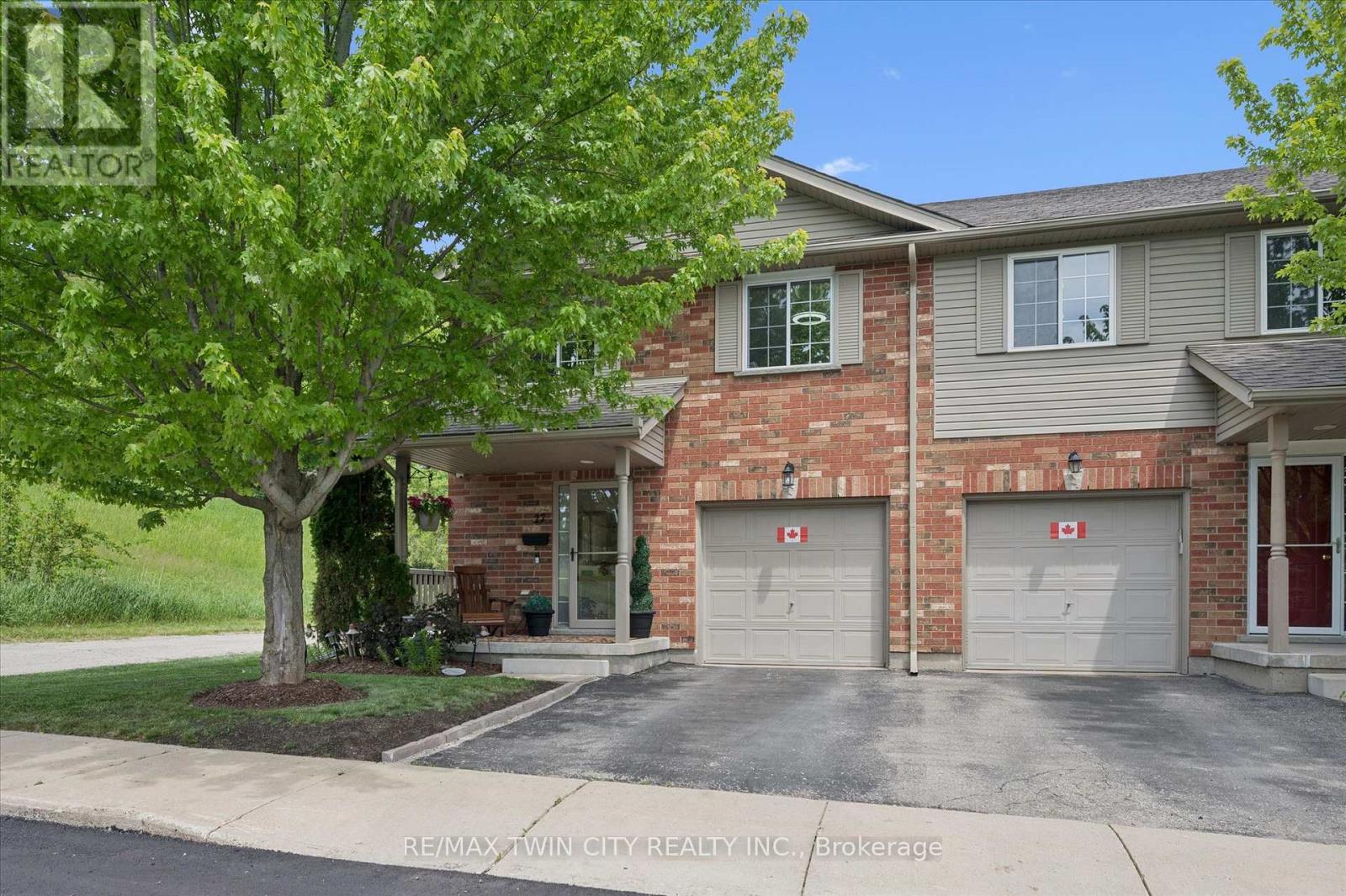 #27 30 BRYAN COURT - 1