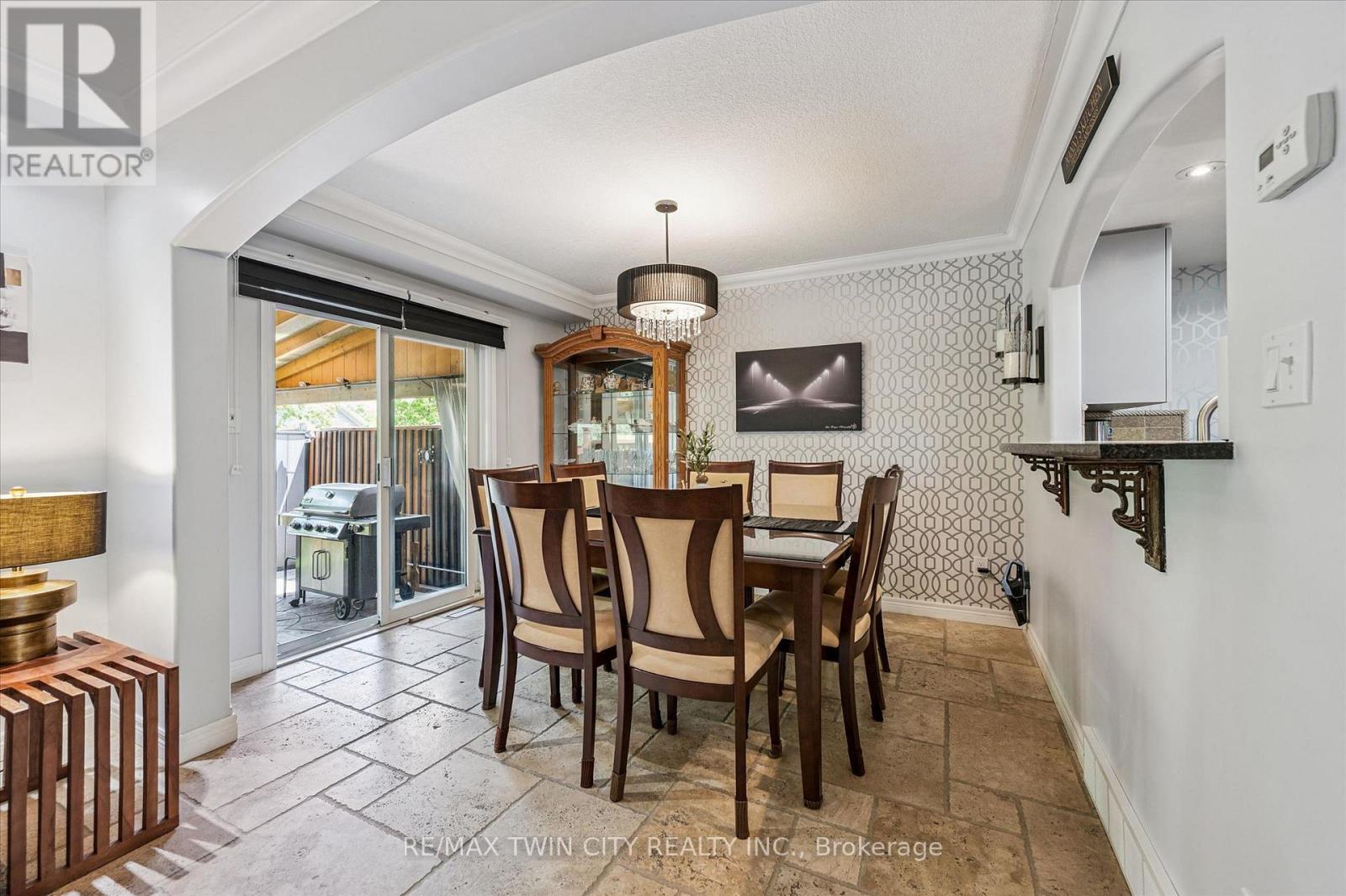 #27 30 BRYAN COURT - 10