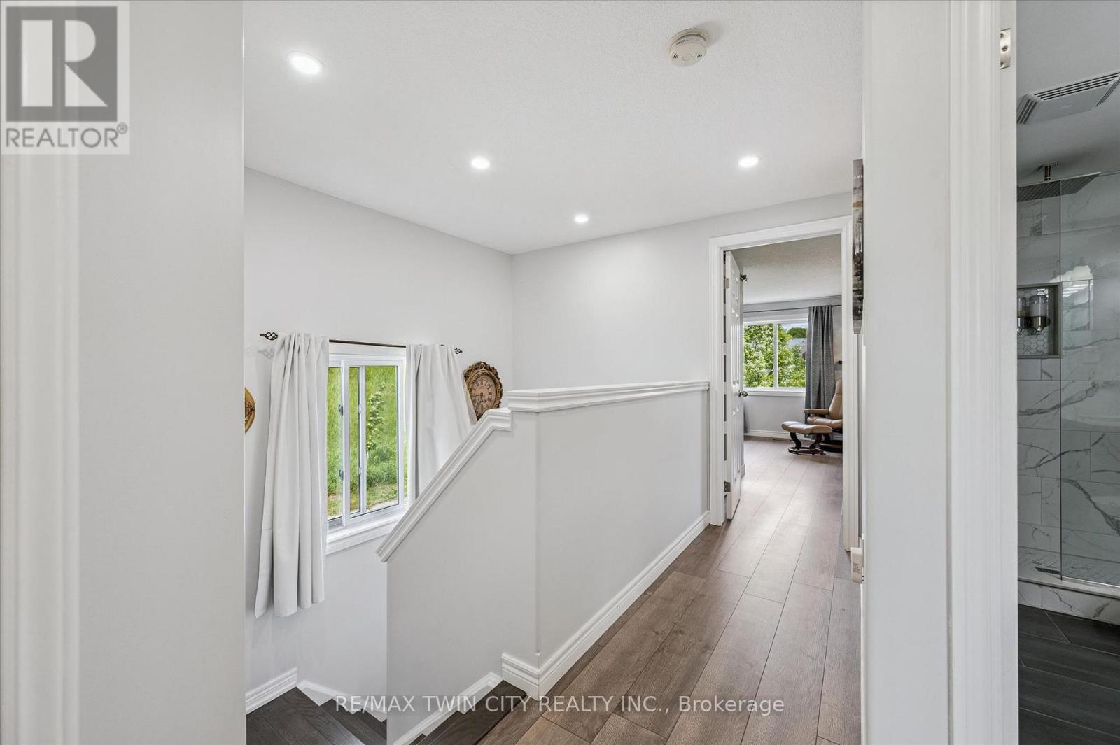#27 30 BRYAN COURT - 12