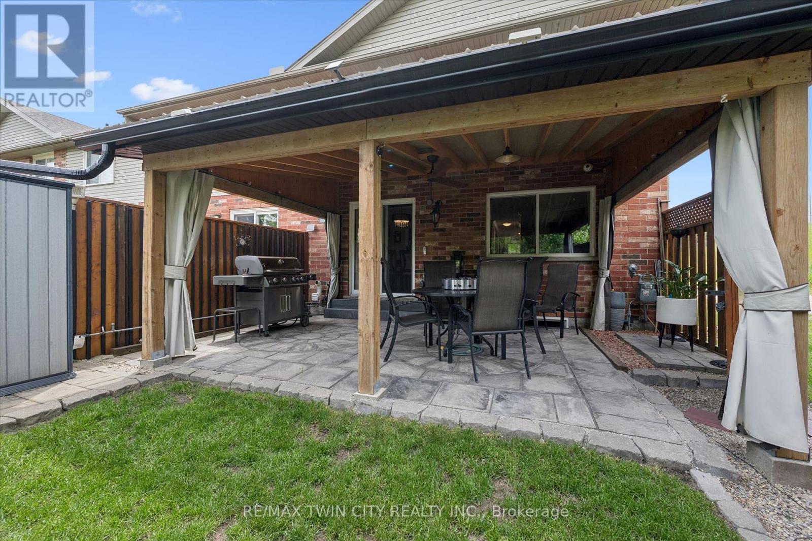 #27 30 BRYAN COURT - 24