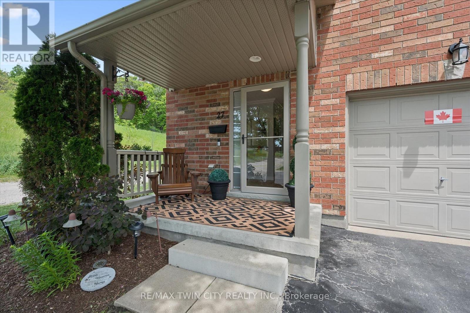#27 30 BRYAN COURT - 3