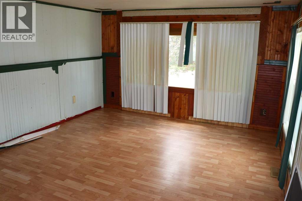 809 52 Street - 8