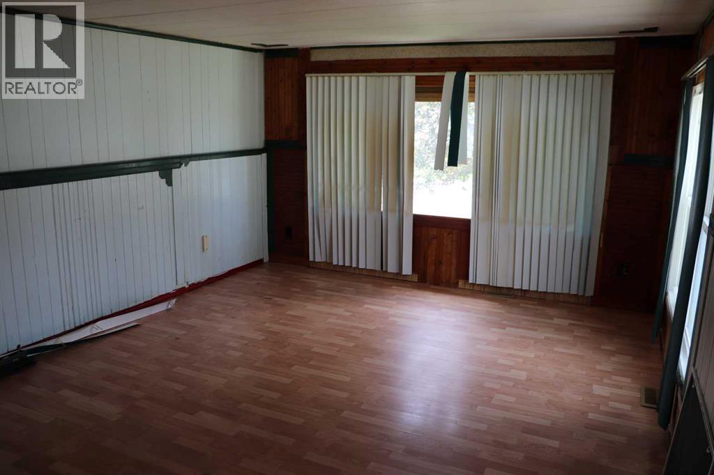 809 52 Street - 4