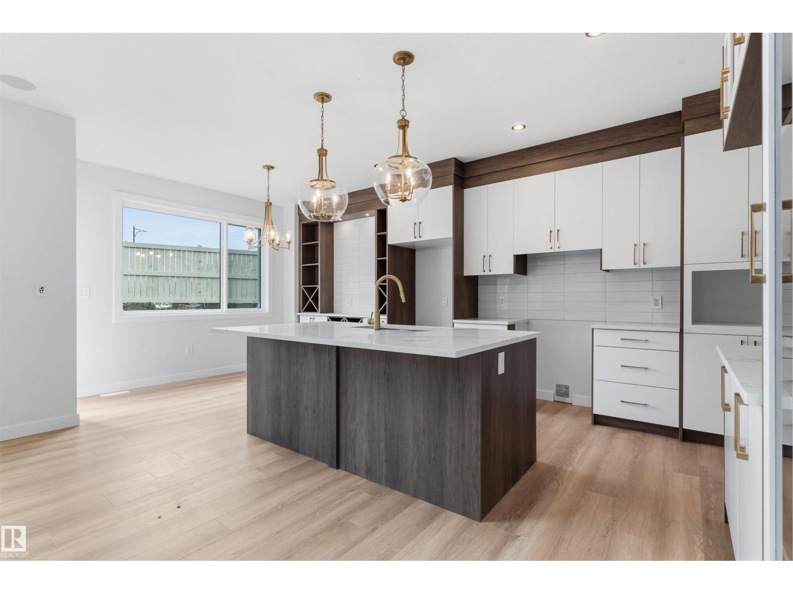 45 MEADOWGROVE LN - 10