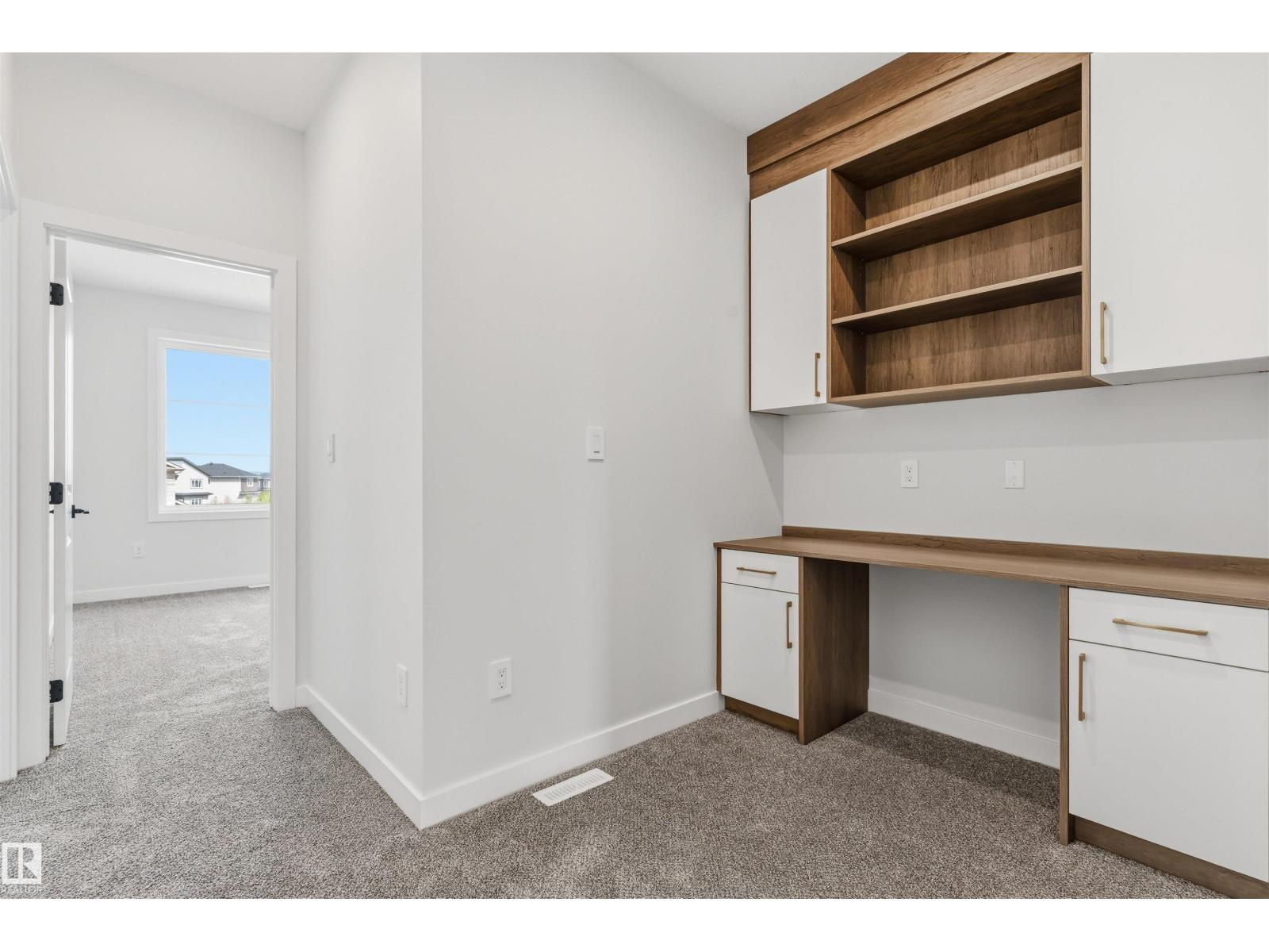 45 MEADOWGROVE LN - 30