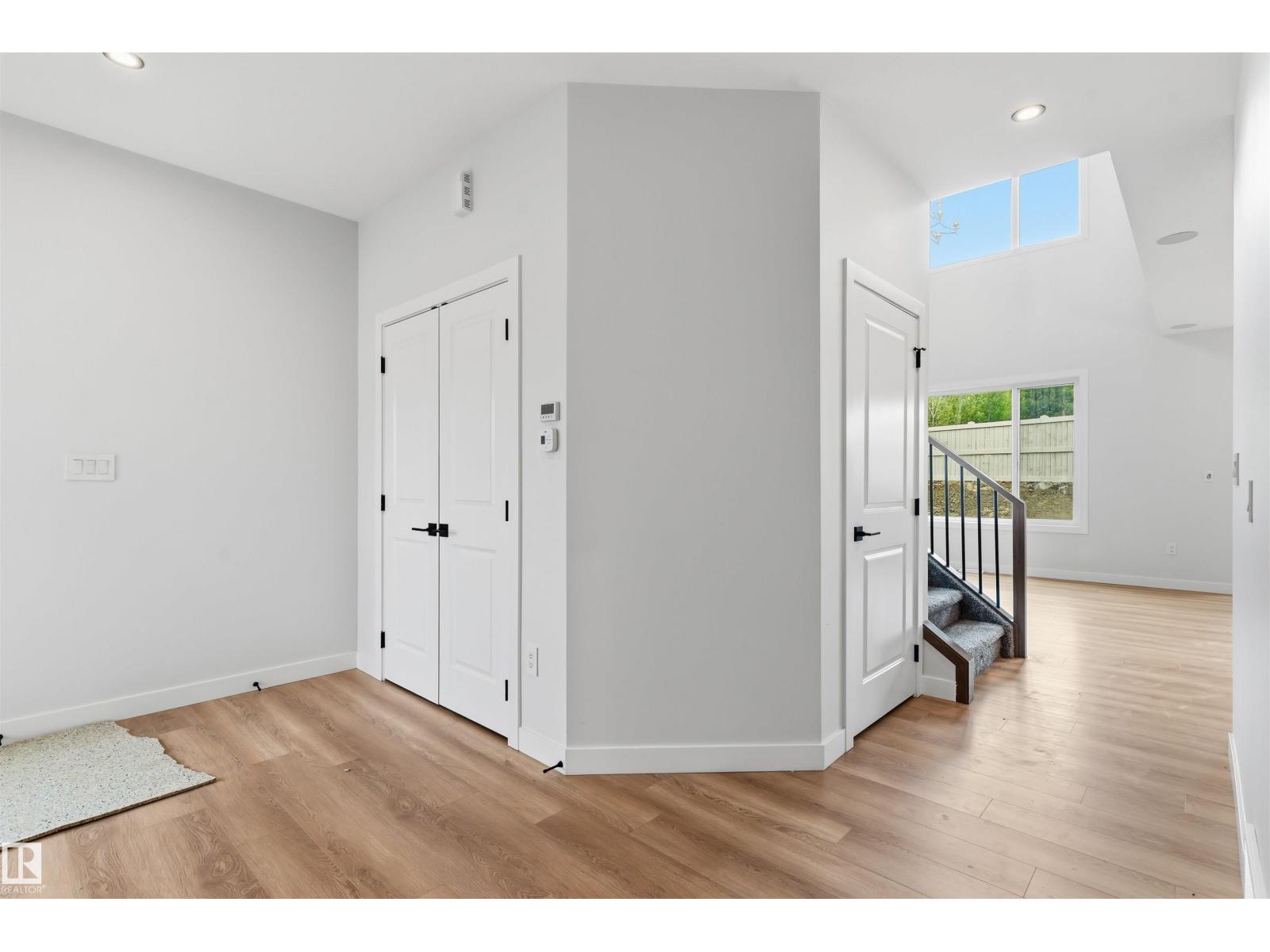 45 MEADOWGROVE LN - 8